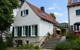 Bed&Breakfast unter den Linden